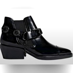 🥾 KOOPLES💕 siz7 Black leather Cowboy style ankle boots♥️